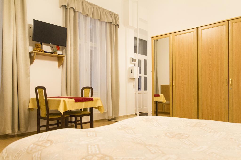 Authentic Klauzal Apartment Budapesta Exterior foto